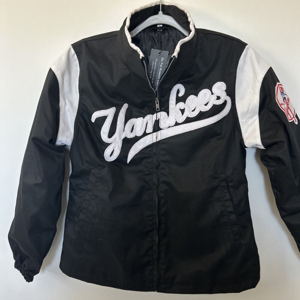 NY Yankees women’s Jacket Small